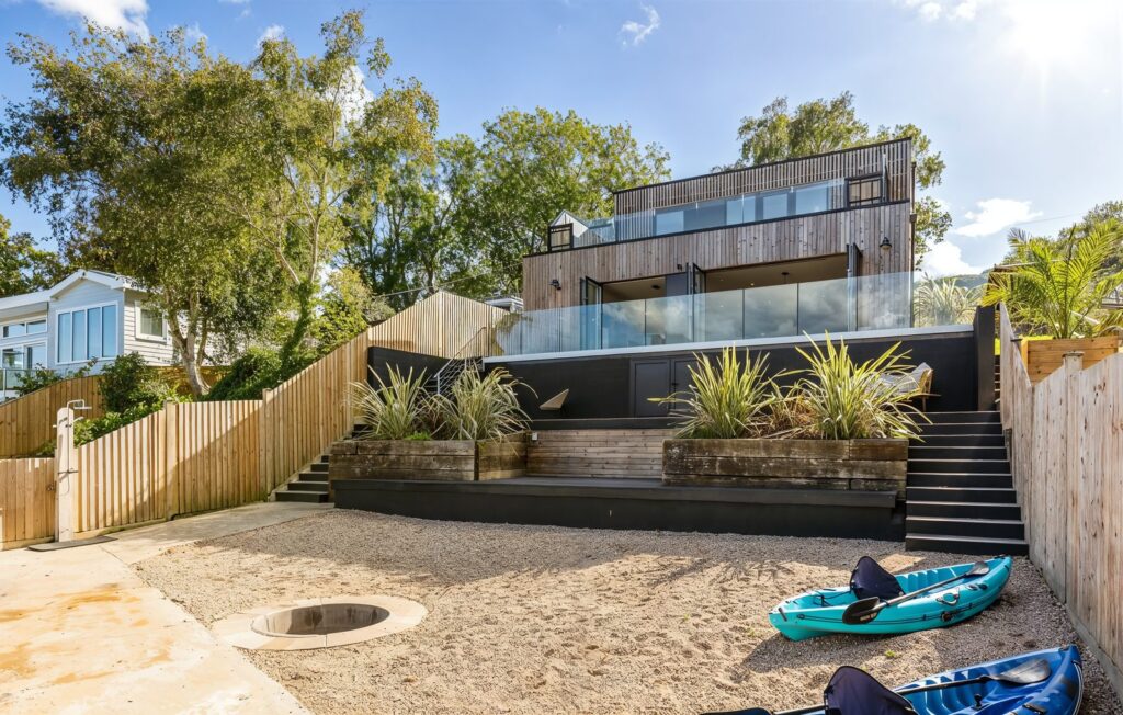 Private Client – House on the Beach